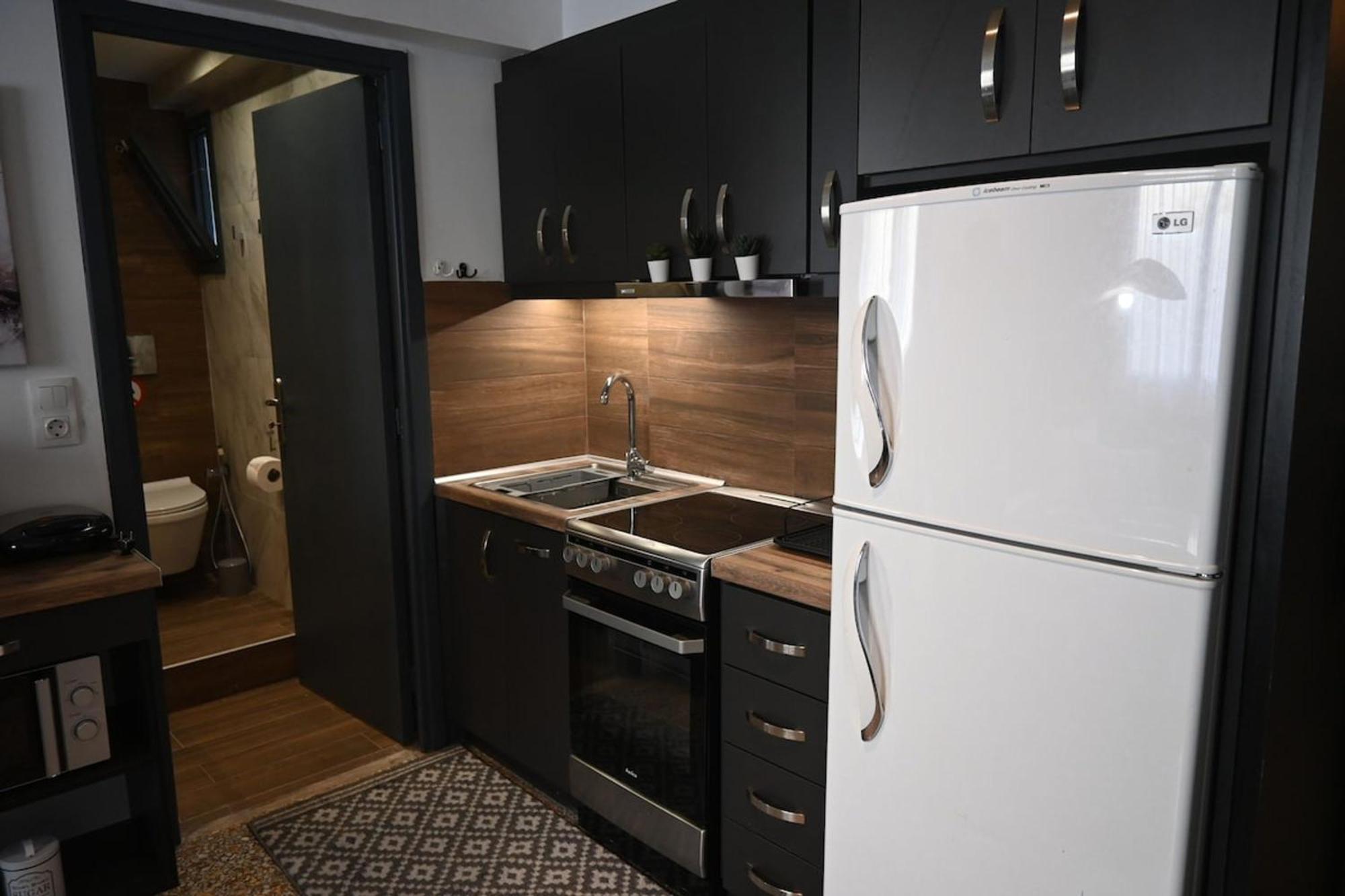 Haris 303 Apartment By Vpn Accomodation Афіни Екстер'єр фото